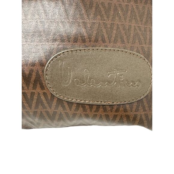 Valentino brown leather V pattern clutch bag - Picture 6 of 15